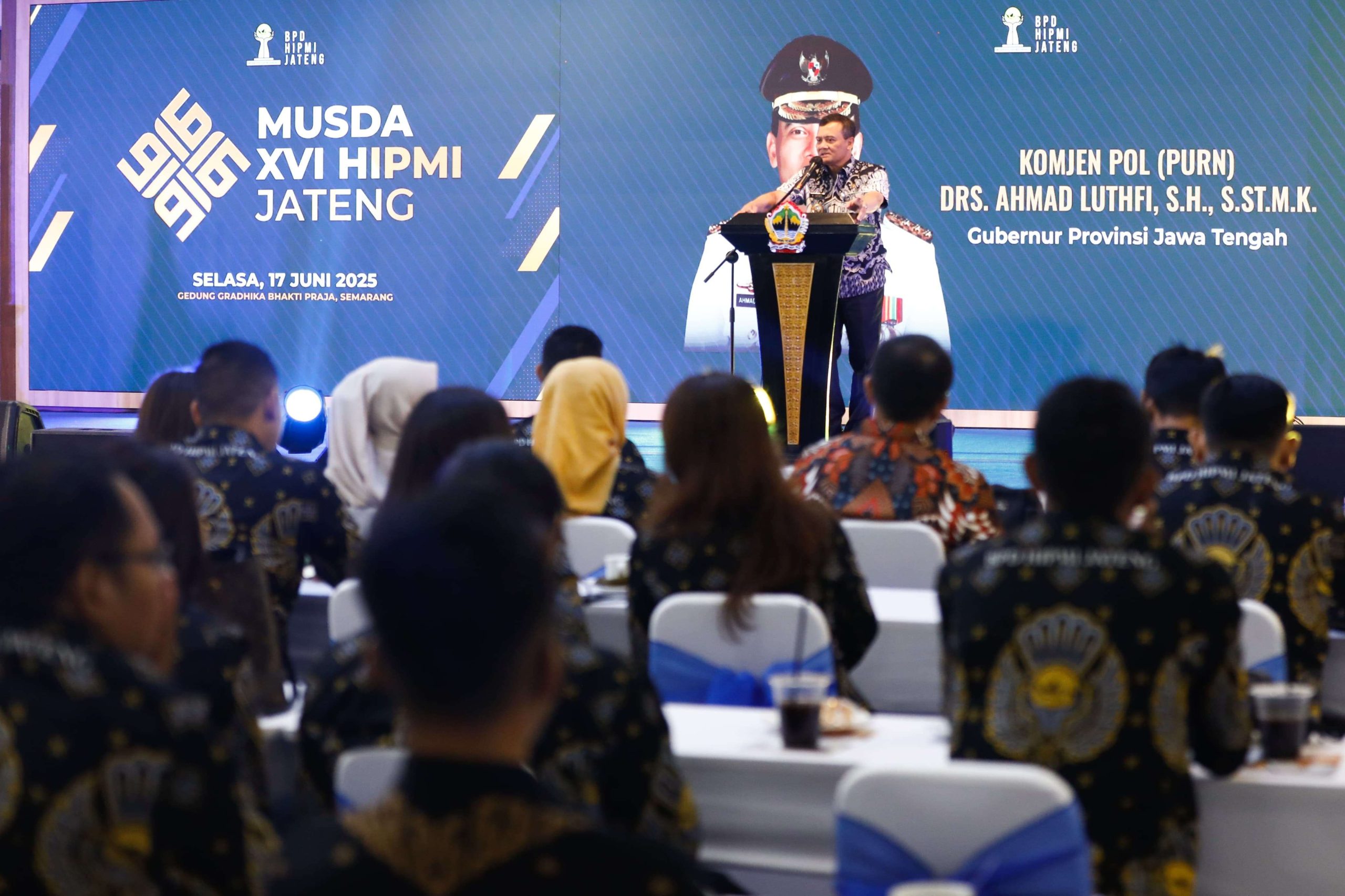 Gubernur Jawa Tengah Ahmad Luthfi memberikan tantangan terbuka kepada para pengusaha muda