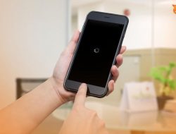 Ini 7 Tips Menyimpan HP Saat Cuaca Panas Ekstrem